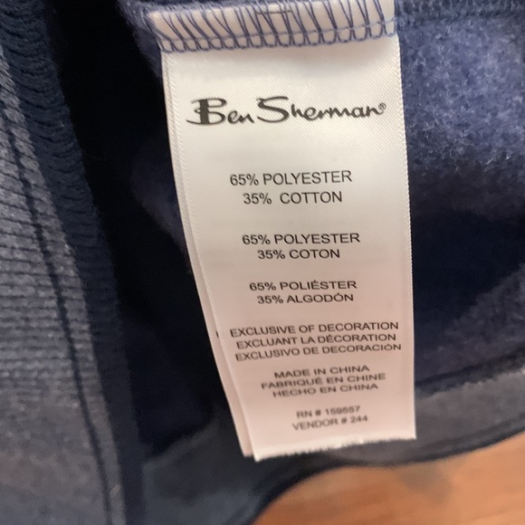 Quilted Pullover. - Picture 5 of 5